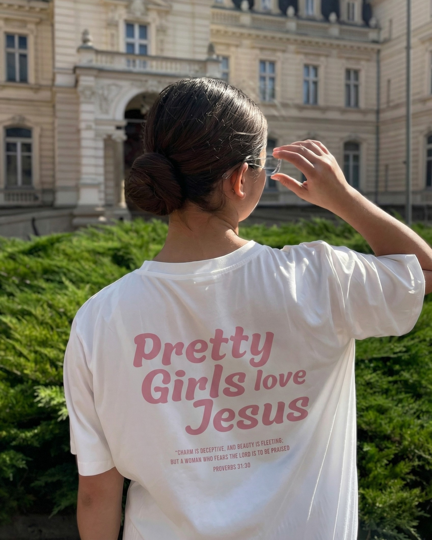PRETTY GIRLS LOVE JESUS T-SHIRT